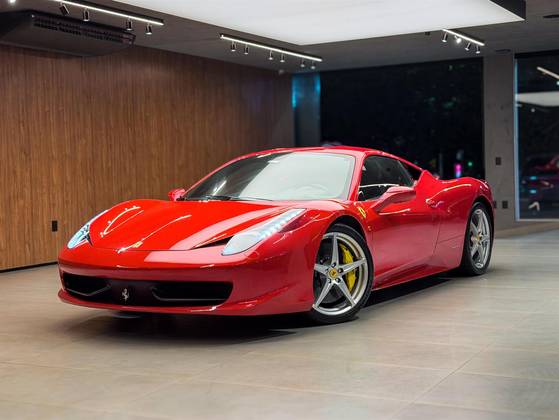 FERRARI 458 ITALIA 4.5 V8 GASOLINA F1-DCT FERRARI 458 ITALIA 4.5 V8 GASOLINA F1-DCT